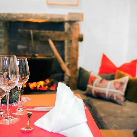 ヒルシェン グリンデルワルド ホテル グリンデルヴァルト