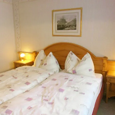 ヒルシェン グリンデルワルド ホテル