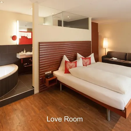 히르셴 - 3* 그린델발트