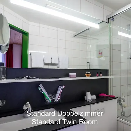 ヒルシェン グリンデルワルド ホテル グリンデルヴァルト