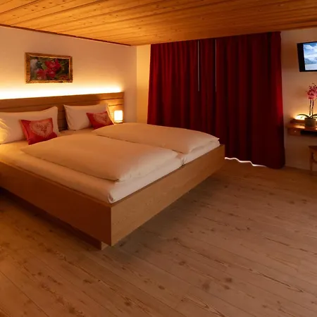 Szálloda Hirschen - 3*